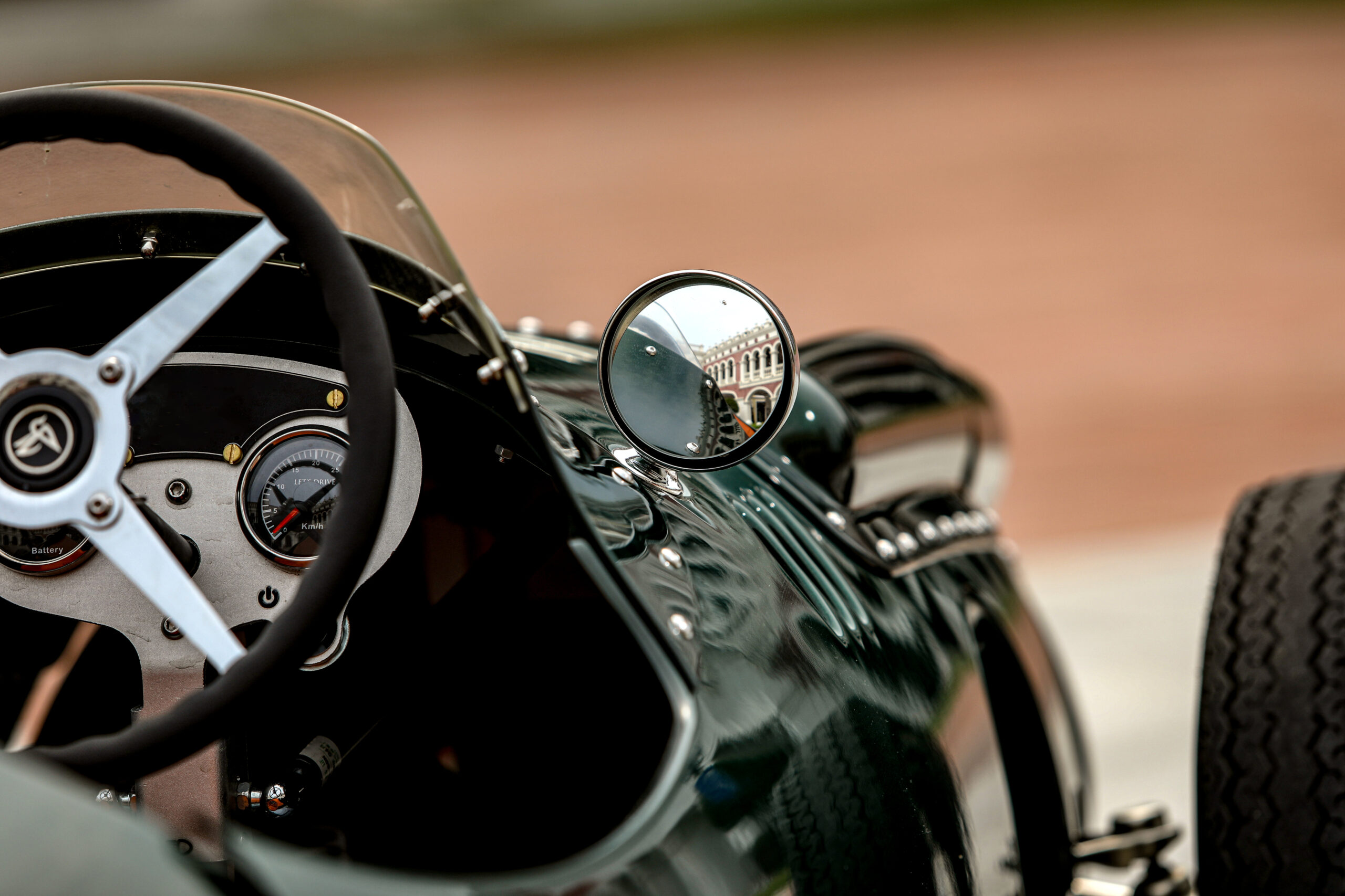 Ретро-автомобиль